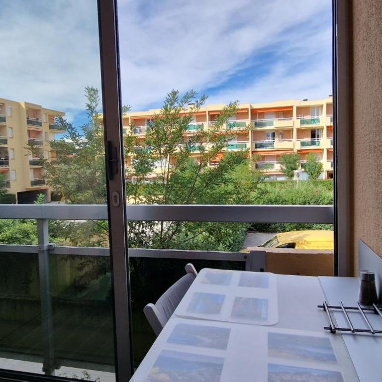 joli studio refait a neuf - Appartement 1 Chambre - 3