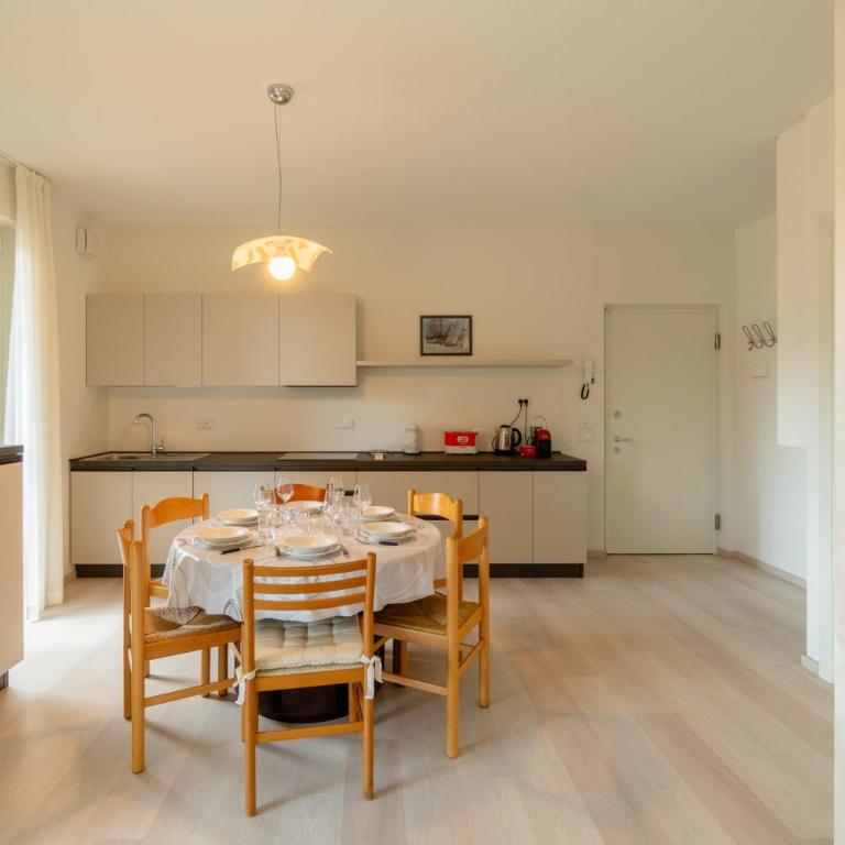 Iris - Two-Bedroom Apartment - 2