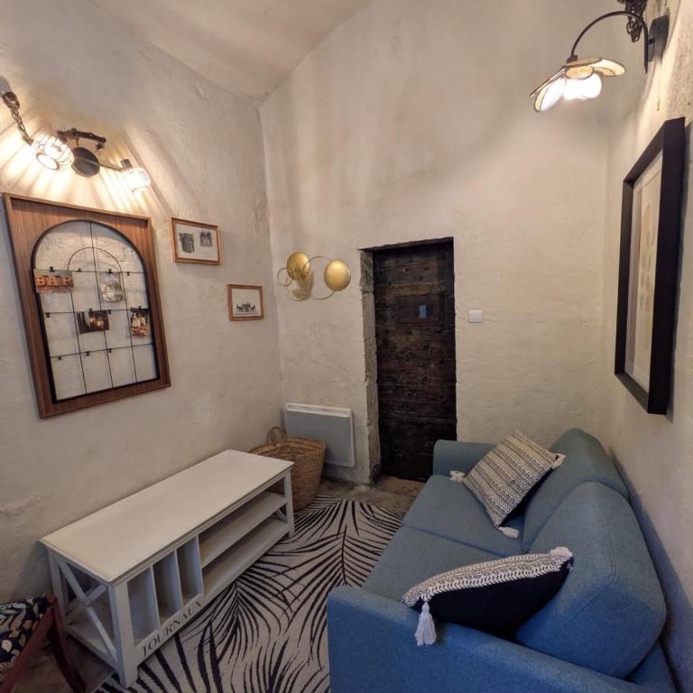 Le Donjon Beauvoir - gîte insolite au cœur de Blois - Two-Bedroom Apartment - 15