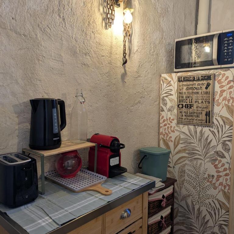 Le Donjon Beauvoir - gîte insolite au cœur de Blois - Two-Bedroom Apartment - 40