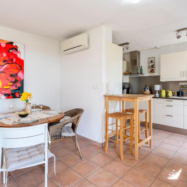 Villa Grenadine - Climatisée avec piscine - Maison 3 Chambres - 13