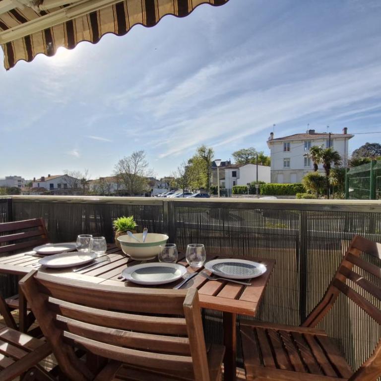 Royan - VERITABLE PERLE pour cet APPARTEMENT au charme apaisant - WIFI - Appartamento con 2 Camere da Letto e Balcone - 20