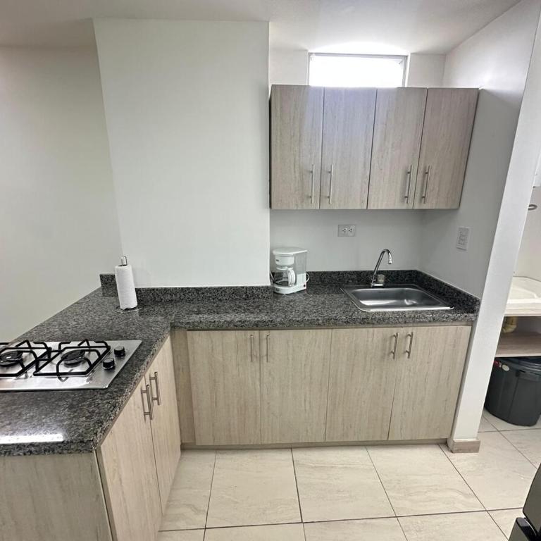 Lequartier 705-Lindo y comodo apartamento en Av Bolivar - Apartamento de 2 dormitorios - 4