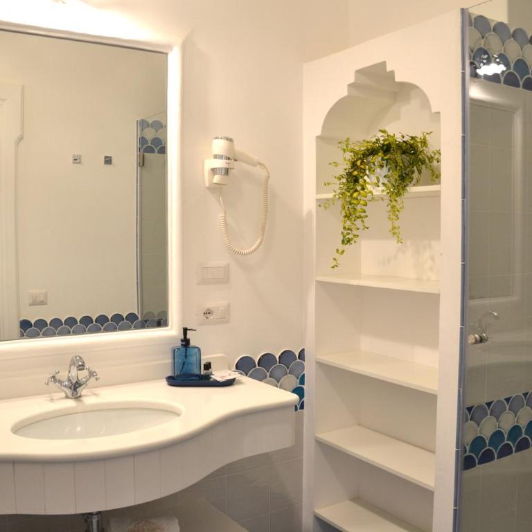 Villa Santa Chiara Positano Suites - Suite con Vista Mare - 14