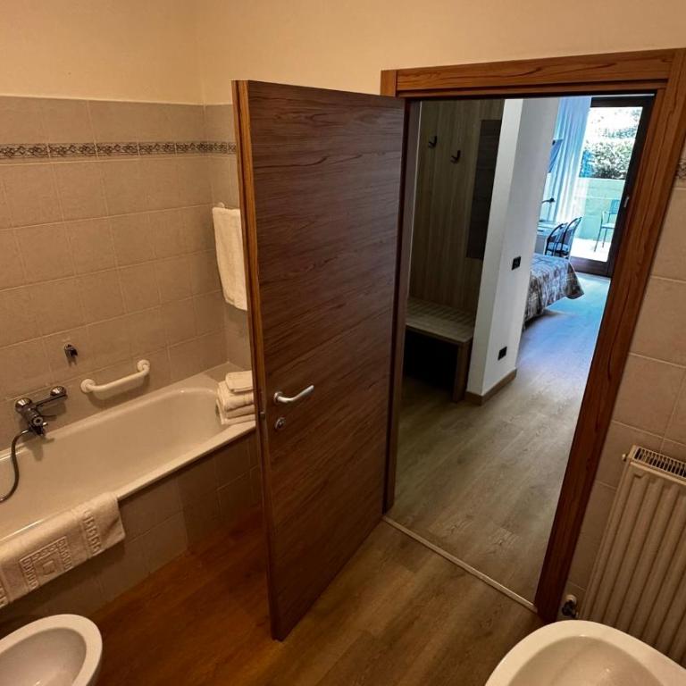 Albergo Stella Alpina - Economy Dreibettzimmer - 4