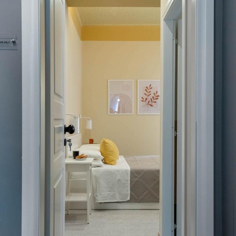 Aurora Suite Apartment - Four-Bedroom Deluxe Apartment - 12