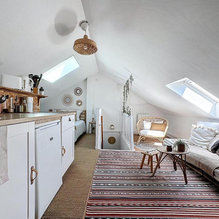 Le cosy marnais, centre ville, vue cathédrale - Apartment mit 1 Schlafzimmer - 2