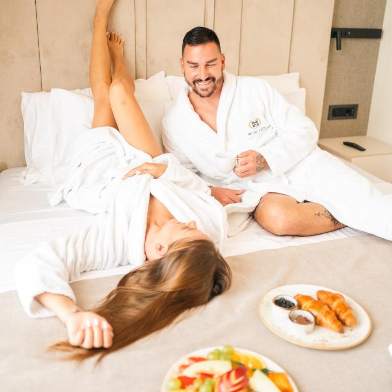 Hotel Kocka Vrnjačka Banja - Deluks Dvokrevetna Soba sa Bračnim Krevetom - 2