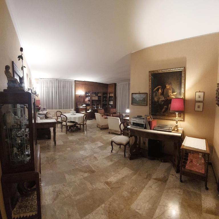 La Casa Dei Nonni al Vaticano - Appartamento con 2 Camere da Letto - 1