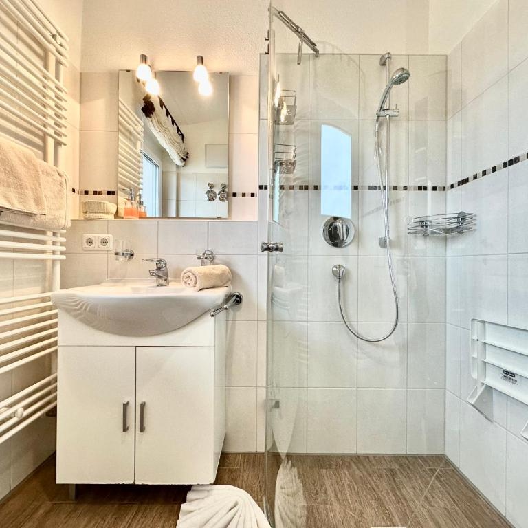 kleines Penthouse - fewo-badhindelang - Apartment mit 1 Schlafzimmer - 4