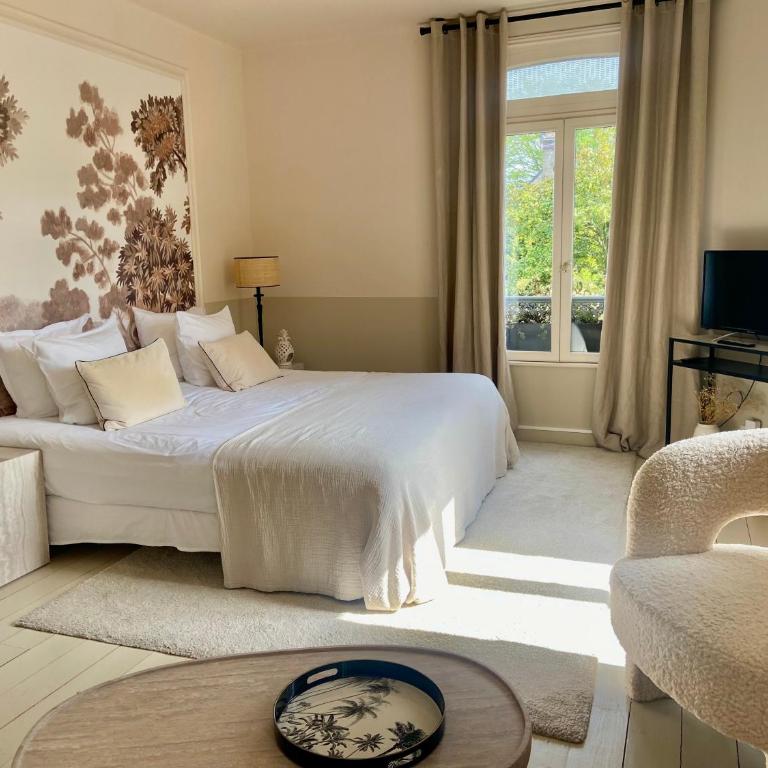 VILLA DU CEDRE Honfleur - Suite Junior - Vue sur Jardin - 6