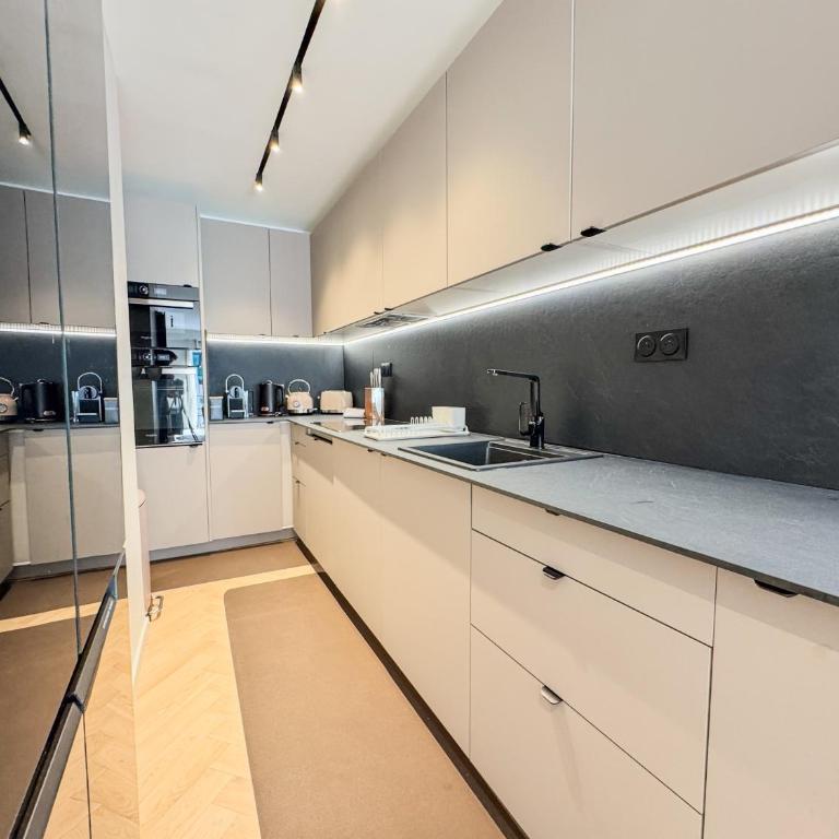 GRAY DUBOY D'ANGERS Luxury 3 bedrooms Croisette - Apartment - 5