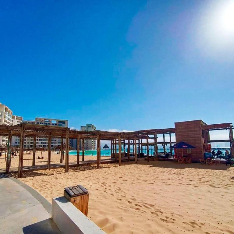 Smart Host Rentals - Seaside getaway - Two-Bedroom Apartment with Terrace and Sea View - 36