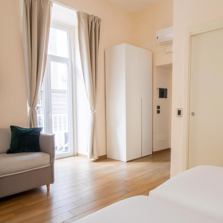 Musto Suites & Rooms - Camera Matrimoniale Deluxe con Balcone - 8