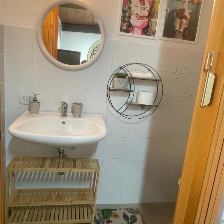 DIMORA NEL VICO- Vico San Martino- Centro Storico - Apartment - 42
