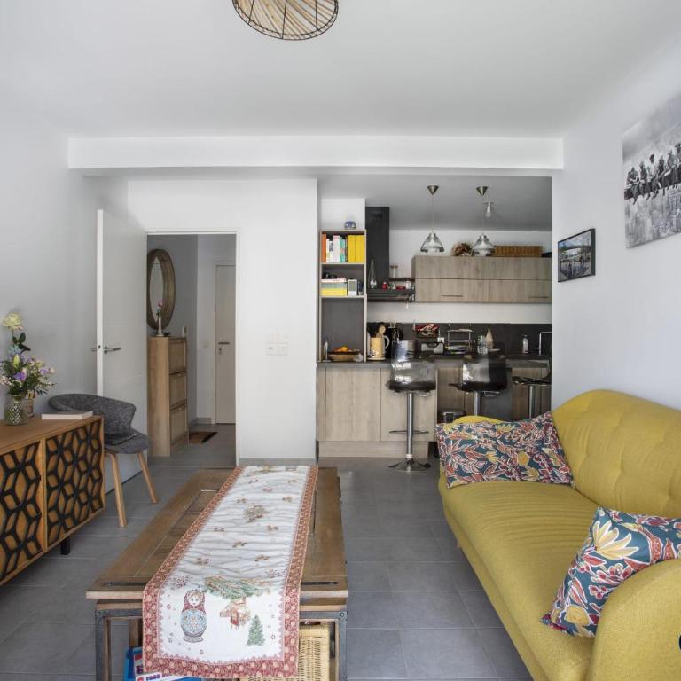 Air-conditioned apartment near Libération district - Appartement - 4