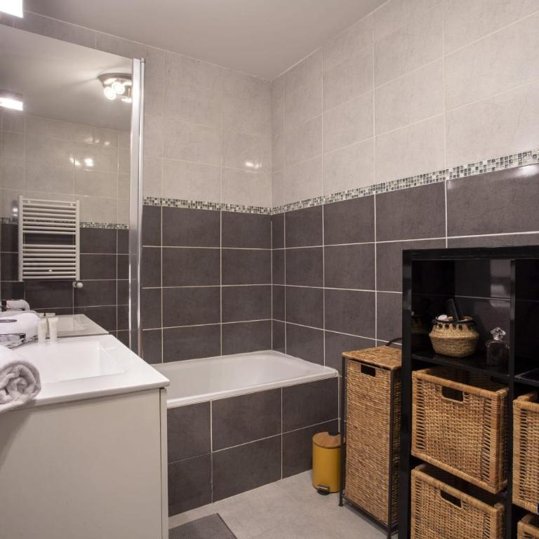 Air-conditioned apartment near Libération district - Appartement - 19