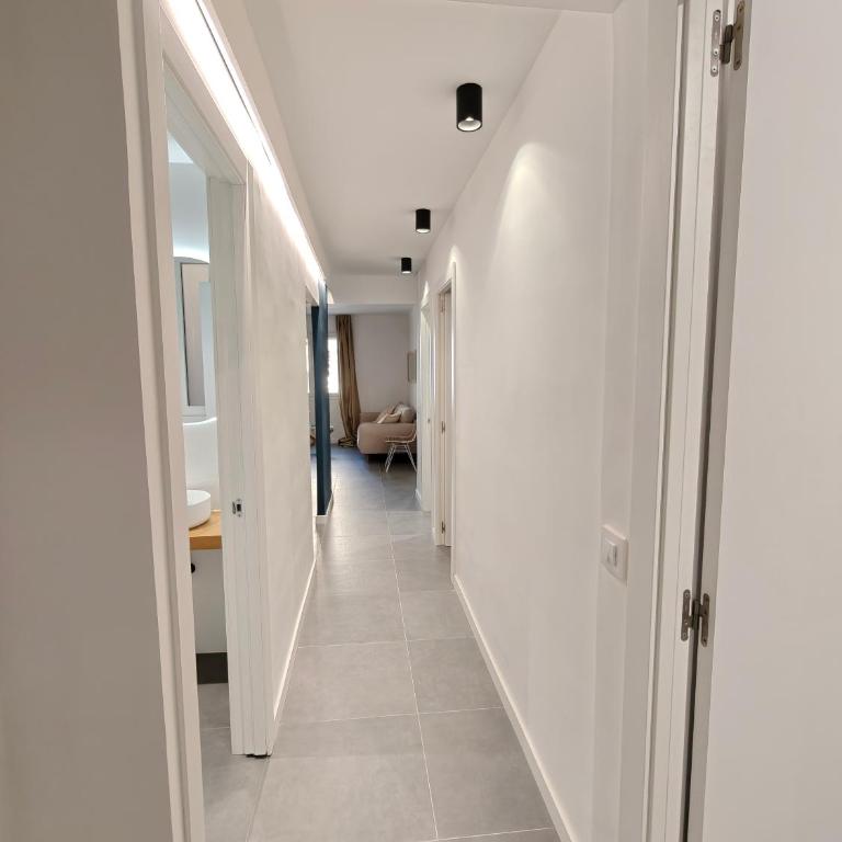 Charming apartment Poblenou beach - Three-Bedroom Apartment - 20