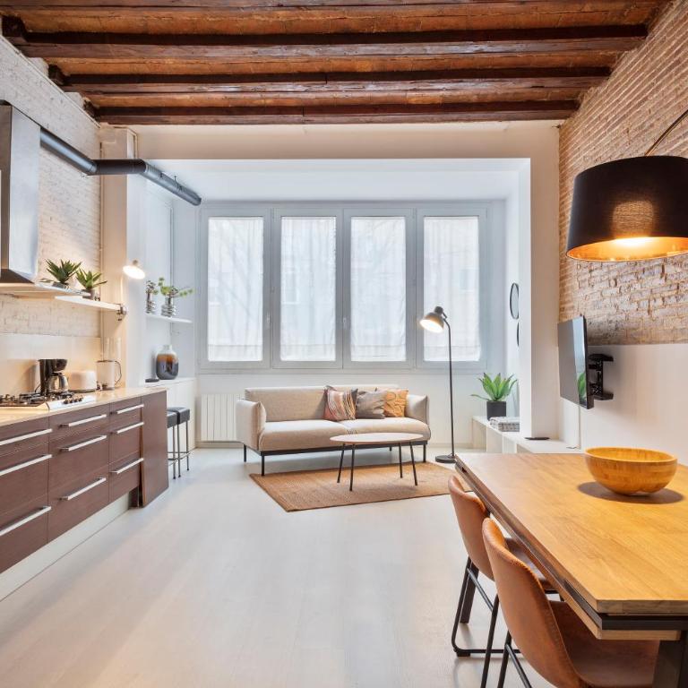 Alcam Gracia - One-Bedroom Apartment - 3