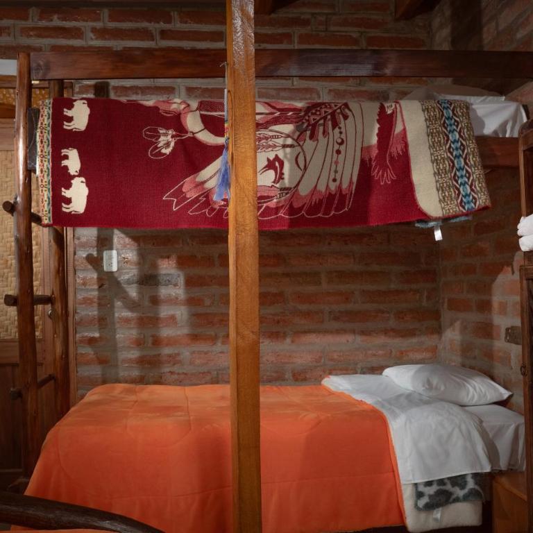 Hospedaje Vertientes del Imbabura - Habitación Cuádruple Confort - 2