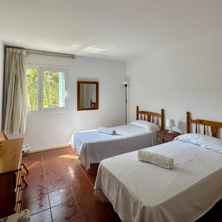 Home Ibiza Salou - Apartamento de 3 dormitorios con balcón - 8