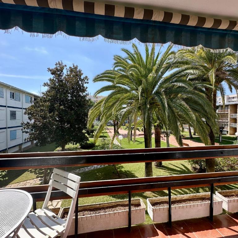 Home Ibiza Salou - Apartamento de 3 dormitorios con balcón - 7