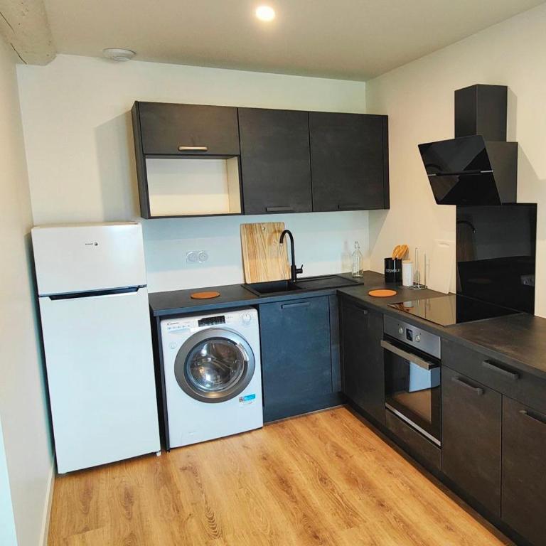 2 en 1, 10 pers, parking, Wifi - Appartement 3 Chambres - 9