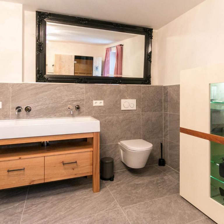 Alpenchalets Reit im Winkl - Apartment mit Balkon - 11