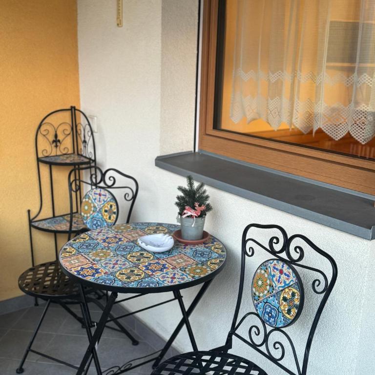 Mountain Flat Luna -Next train station Dobbiaco- - Appartamento Superior con 2 Camere da Letto e Balcone - 24