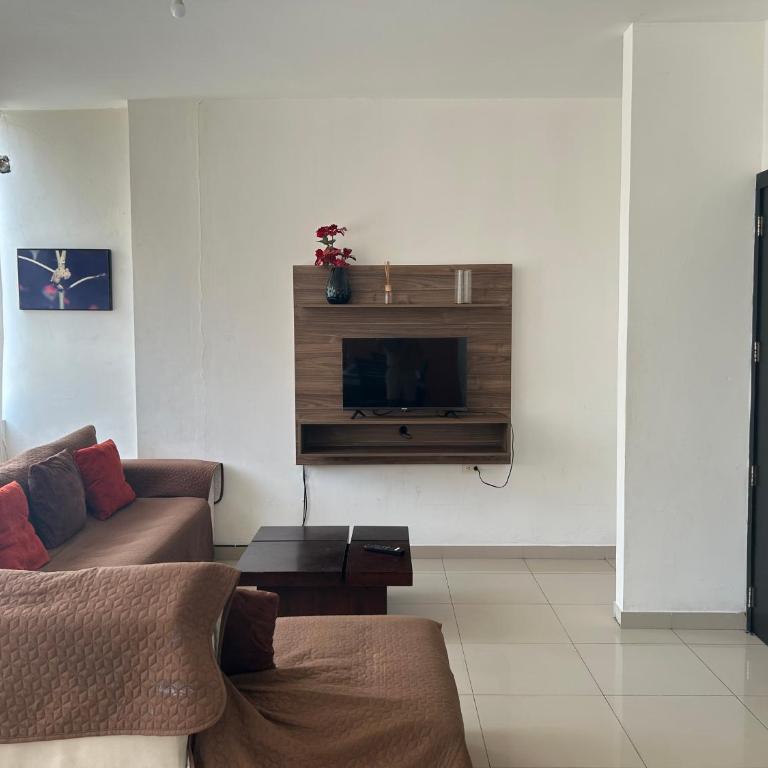 Departamentos de 2 y 3 Habitaciones en el Centro de MANTA - Apartamento de 3 dormitorios - 8