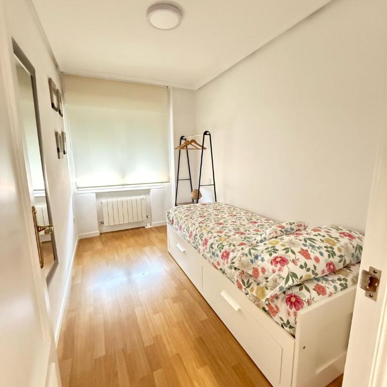 Junto a la Real y Antigua en Burgos - Apartamento de 3 dormitorios - 6