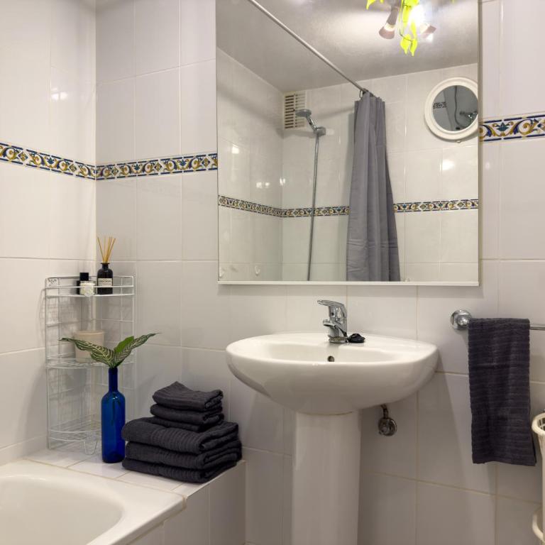 3 bedrooms, 2 bathrooms, sea view, pool, tennis court - Apartamento de 3 dormitorios - 35