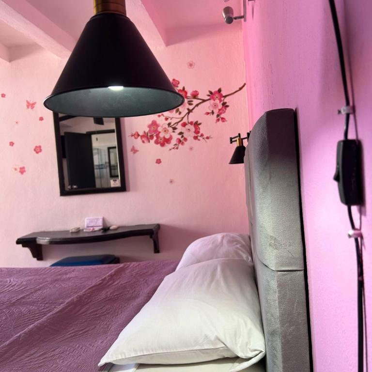 Hotel Marcianito - Standard Queen Room - 15