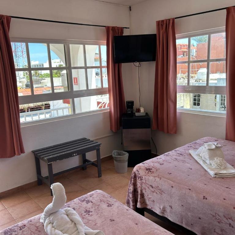 Hotel Marcianito - Standard Triple Room - 13