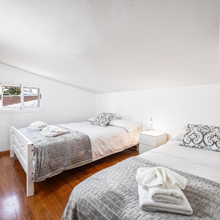 Privé Paradise - Two-Bedroom House - 7