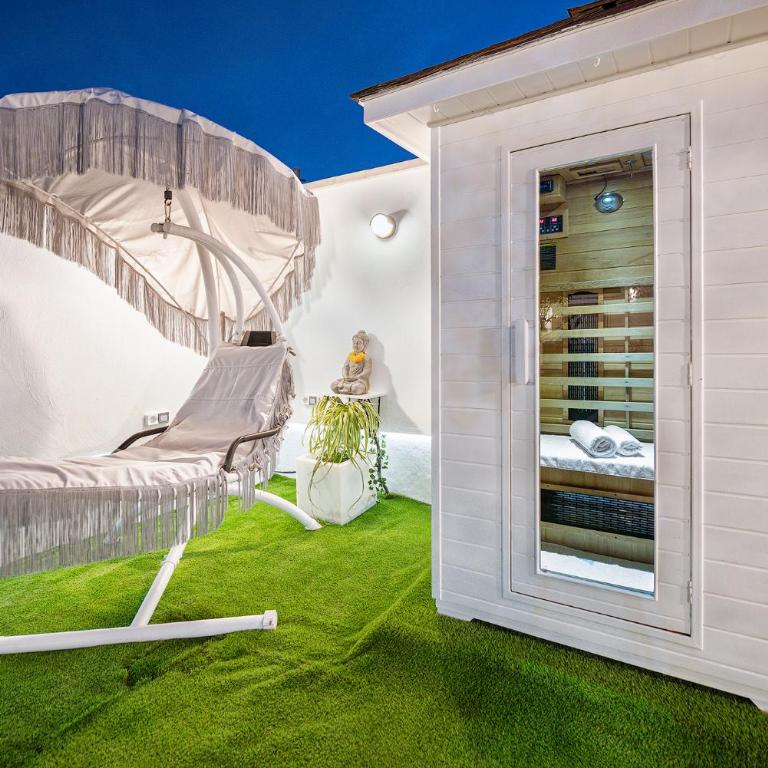 Privé Paradise - Two-Bedroom House - 26