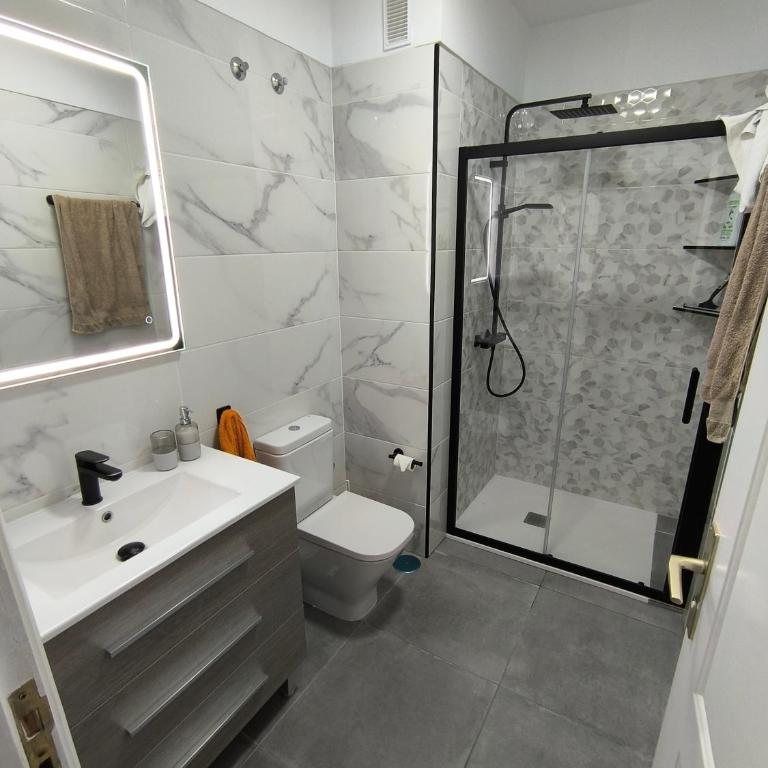 BRISAS DEL MAR Eddy,,AIR,WIFI - Apartamento Premium de 3 dormitorios con balcón - 4