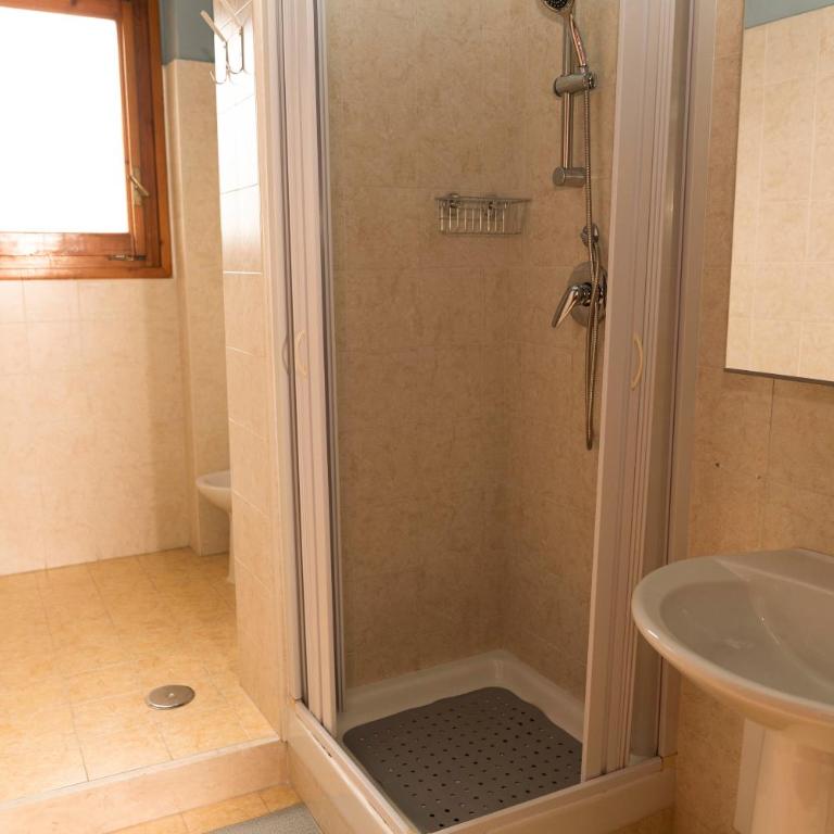 Casa Carrella - Camera Matrimoniale con Bagno Privato - 14