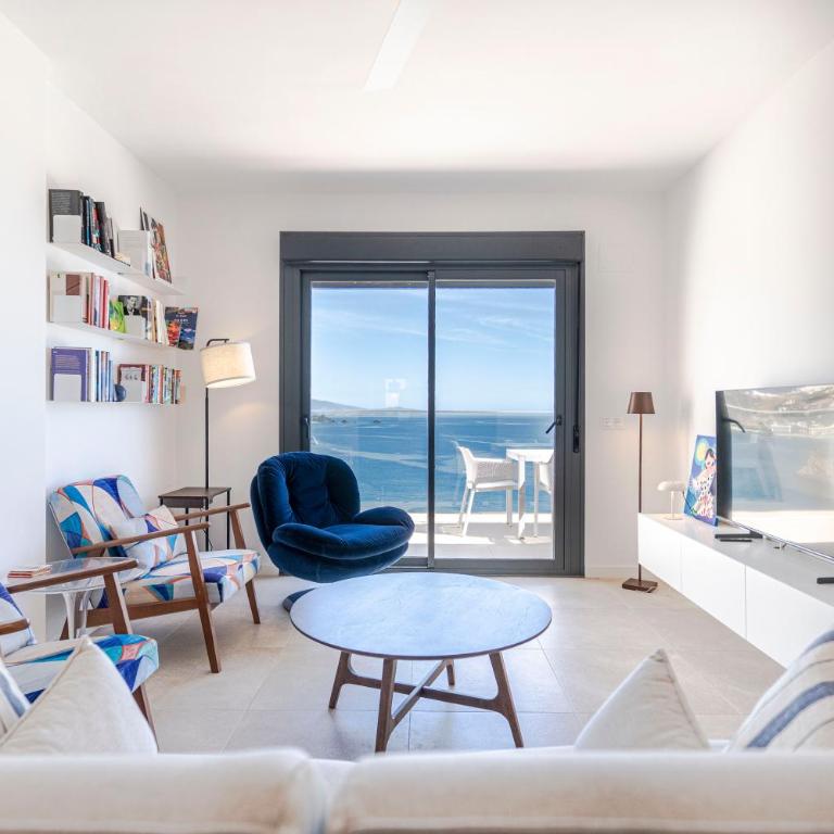 RentitSpain - Almuñécar - Icon Marina con Piscina y Terraza al Mar - Two-Bedroom Apartment - 13