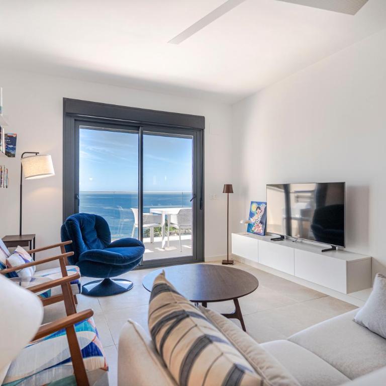 RentitSpain - Almuñécar - Icon Marina con Piscina y Terraza al Mar - Two-Bedroom Apartment - 2