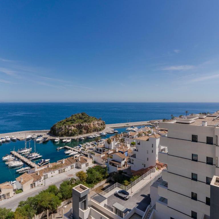 RentitSpain - Almuñécar - Icon Marina con Piscina y Terraza al Mar - Two-Bedroom Apartment - 48