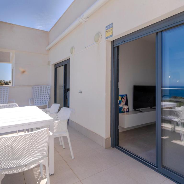RentitSpain - Almuñécar - Icon Marina con Piscina y Terraza al Mar - Two-Bedroom Apartment - 60