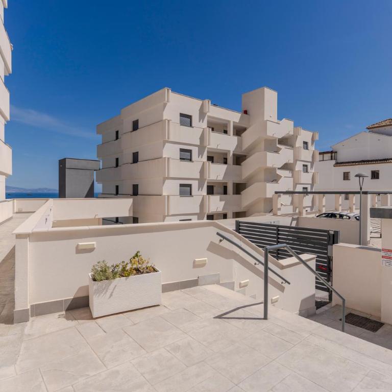 RentitSpain - Almuñécar - Icon Marina con Piscina y Terraza al Mar - Two-Bedroom Apartment - 66