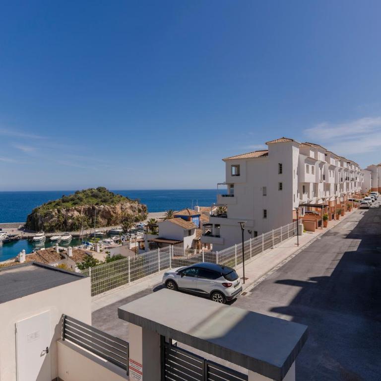 RentitSpain - Almuñécar - Icon Marina con Piscina y Terraza al Mar - Two-Bedroom Apartment - 75