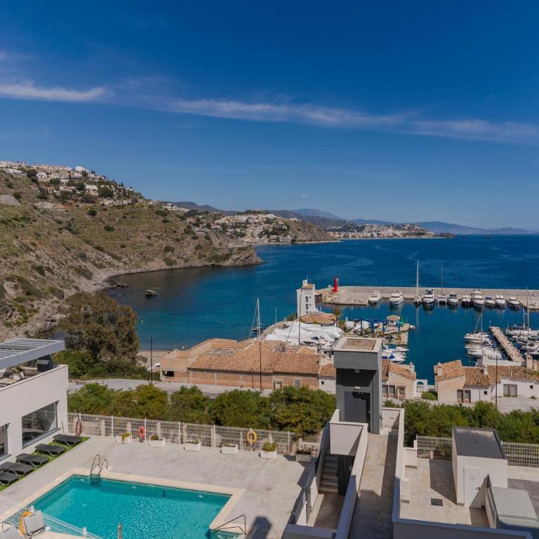 RentitSpain - Almuñécar - Icon Marina con Piscina y Terraza al Mar - Two-Bedroom Apartment - 76