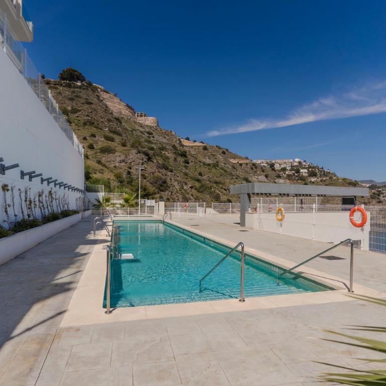 RentitSpain - Almuñécar - Icon Marina con Piscina y Terraza al Mar - Two-Bedroom Apartment - 80