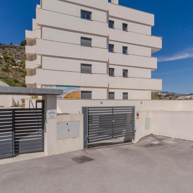 RentitSpain - Almuñécar - Icon Marina con Piscina y Terraza al Mar - Two-Bedroom Apartment - 98