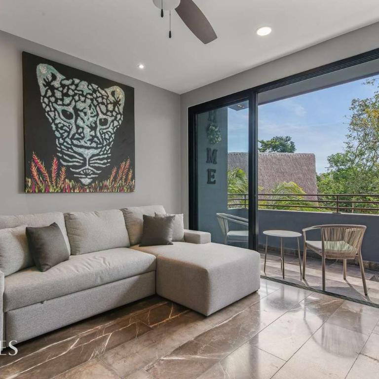 Stylish Pool View • 1BR w/Balcony • Sauna + Gym - Apartment - 18