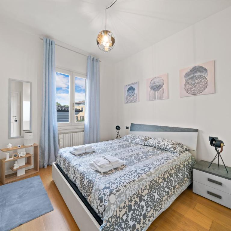 La Dama sul Lago - fronte lago e parcheggio incluso - Appartamento con 2 Camere da Letto - 1