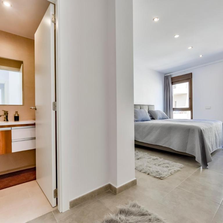 Flat 58 - City Center Moraira - Three-Bedroom Premium Apartment - 8